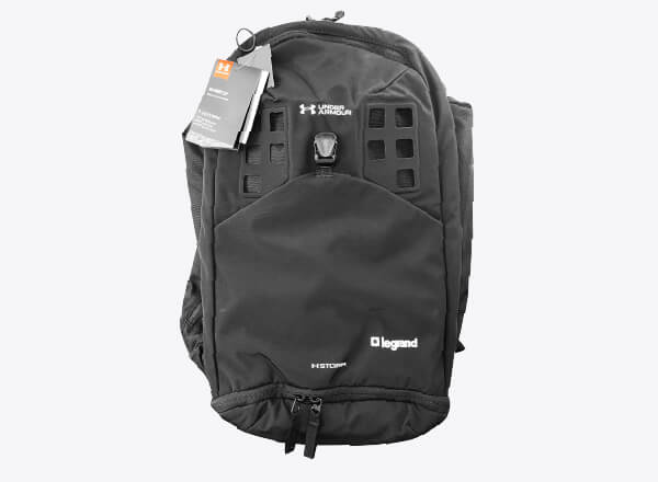 Under Armour後背包